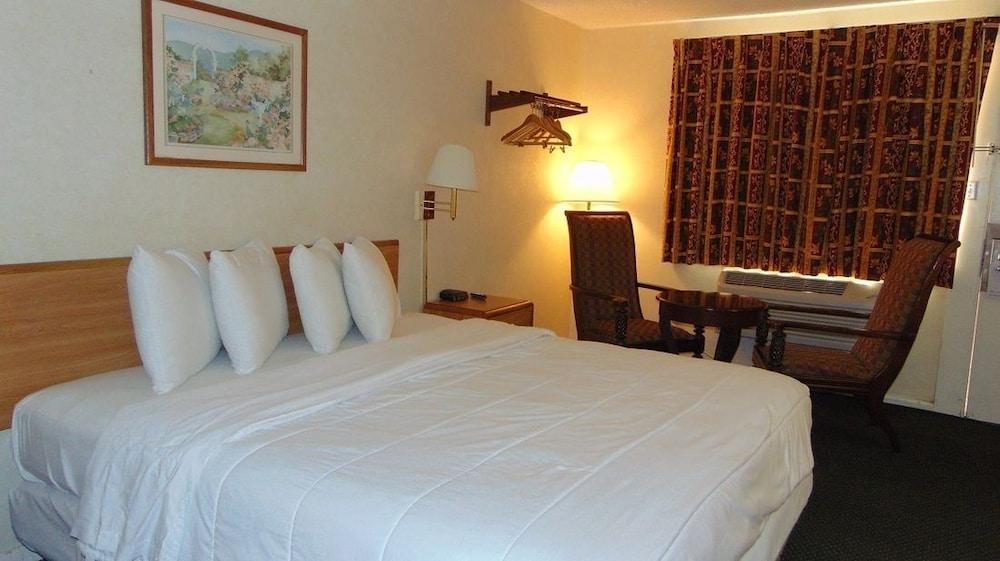 Oceanside Lodge Marmora 外观 照片