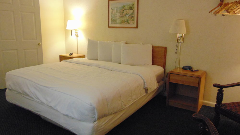 Oceanside Lodge Marmora 外观 照片