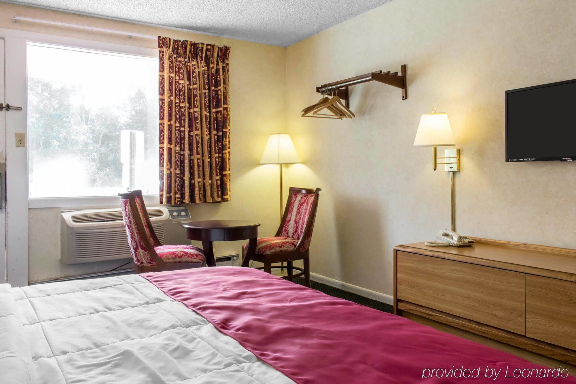 Oceanside Lodge Marmora 外观 照片